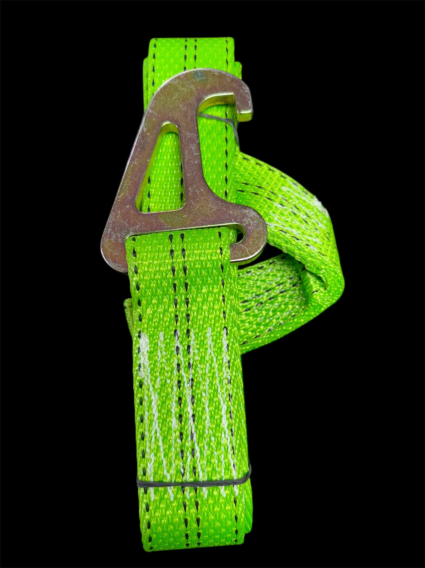 Jerr-Dan Basket Straps – Secure Vehicle Tie-Downs for Safe Transport
The Jerr-Dan Basket Straps are designed to provide reliable and secure vehicle tie-down solutions for professional towing and transport. These straps are tailored to fit seamlessly with Jerr-Dan equipment, ensuring vehicles remain stable and protected during transit.
Key Features:
Basket-Style Design: The loop-around construction cradles the vehicle's tires, delivering maximum security. green. front view