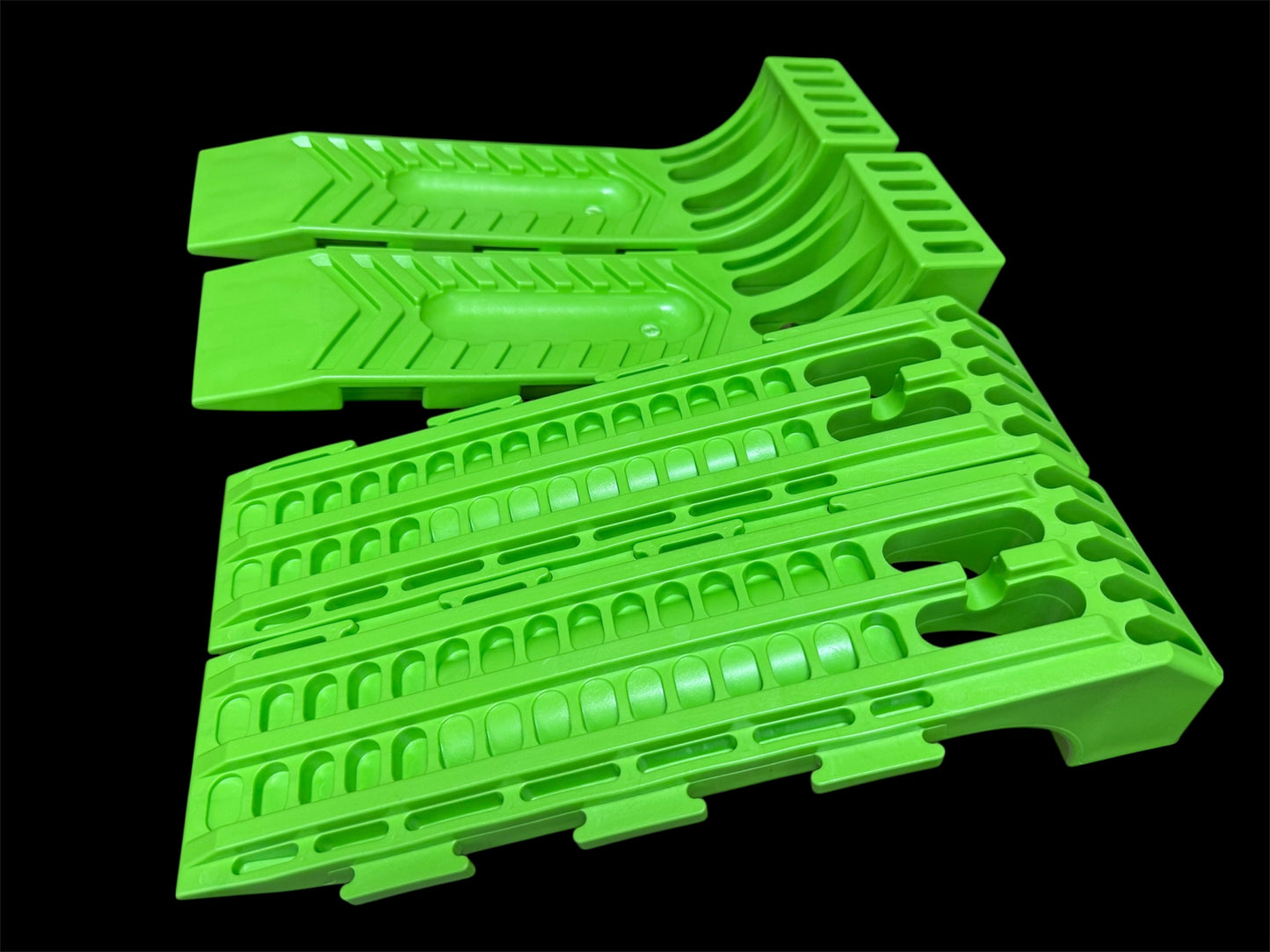 Skates (4 PER BOX)