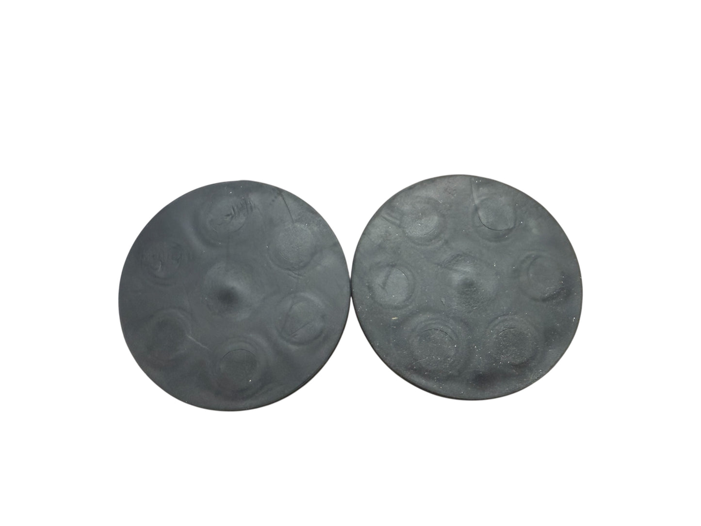 A 100-lb pull magnet made to secure your wireless tow light. This magnet is encapsulated in a protective rubber layer to prevent scratching the vehicles finish. Bottom view