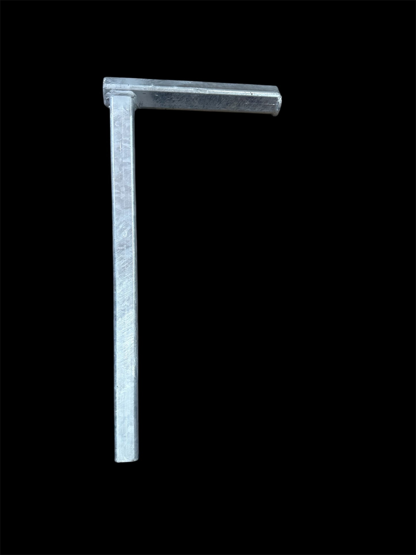 This L Arm Fits both sides of the wheel lift on Jerr-Dan, Century, Holmes, Champion and Vulcan Car Carriers. This adjustable L-Arm slides into the outer crosstube for secure tire rest. Top View